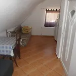 Famvarga Apartmanhaz 발라톤페니베스