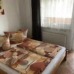 아파트 Famvarga Apartmanhaz 발라톤페니베스