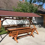 아파트 Famvarga Apartmanhaz *