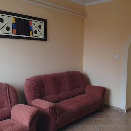 Famvarga Apartmanhaz Apartament Balatonfenyves