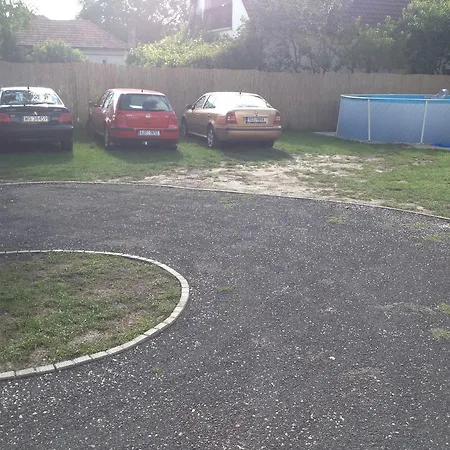 Famvarga Apartmanhaz Apartament Balatonfenyves