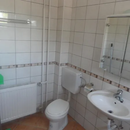 Apartment Famvarga Apartmanhaz