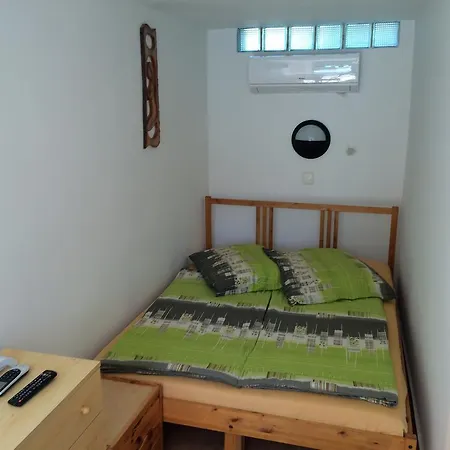 Famvarga Apartmanhaz Apartament Balatonfenyves