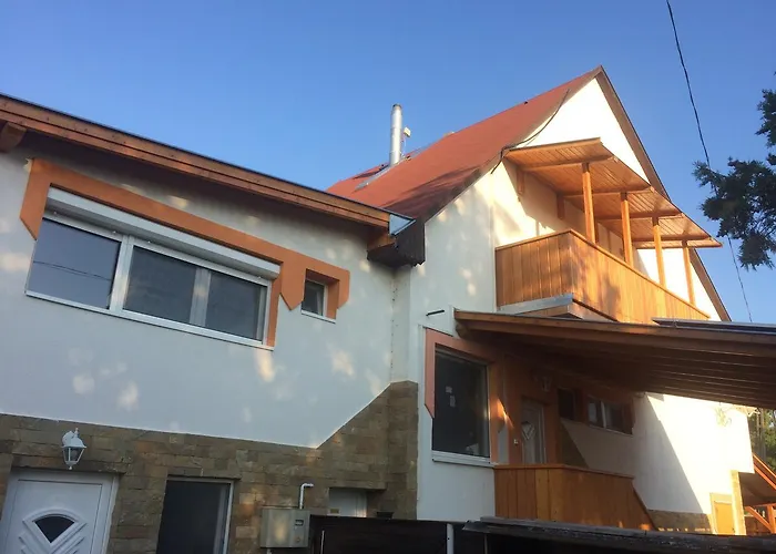 Famvarga Apartman