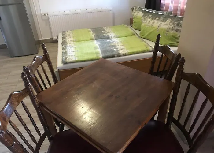 Daire Famvarga Apartmanhaz Balatonfenyves